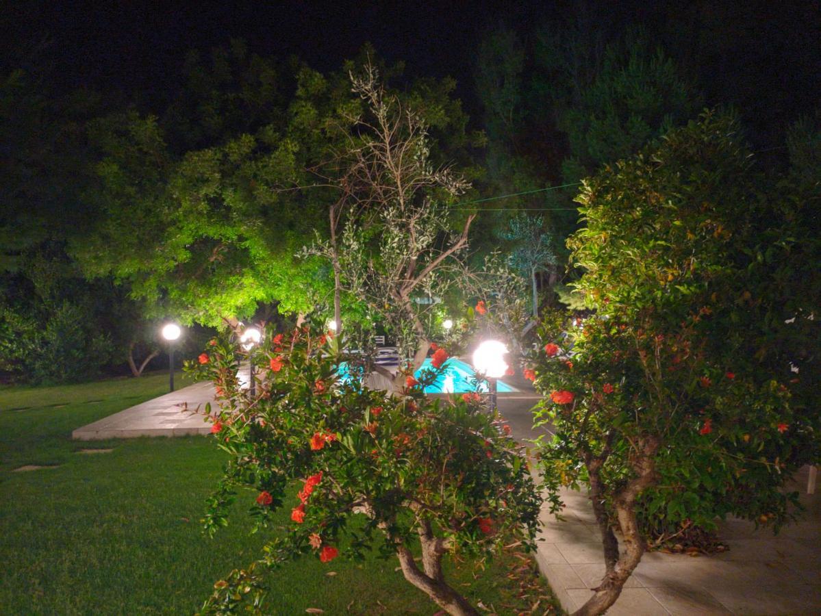 Verdeblu Torre Suda Bagian luar foto