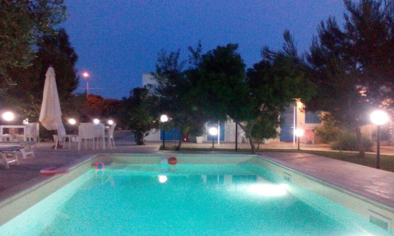 Verdeblu Torre Suda Bagian luar foto