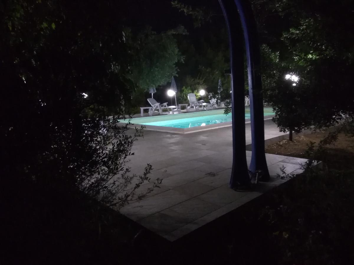 Verdeblu Torre Suda Bagian luar foto